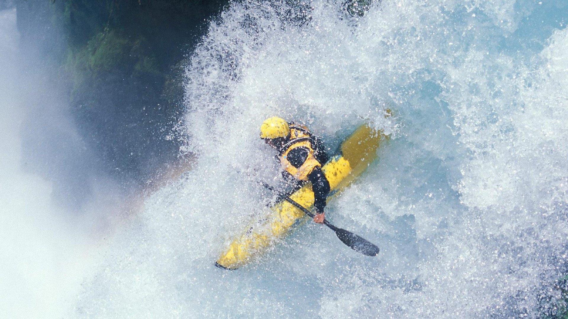 尼德豪泽高效表现，7投全中砍16分5板，称比赛节奏变慢